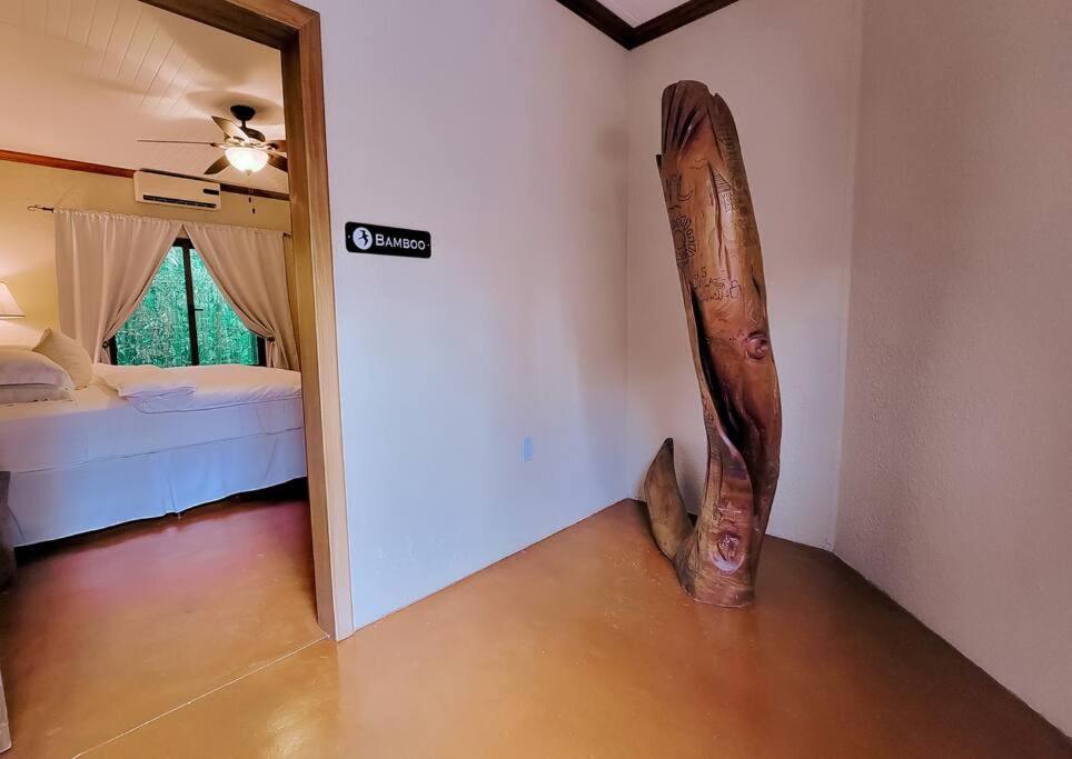 Vive Utila - Bed & Breakfast エクステリア 写真